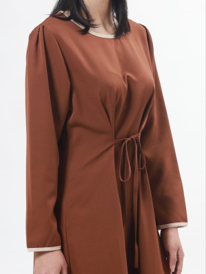 Edge Lining Midi Dress