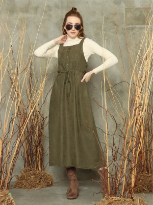 Waist-tie sleeveless dress