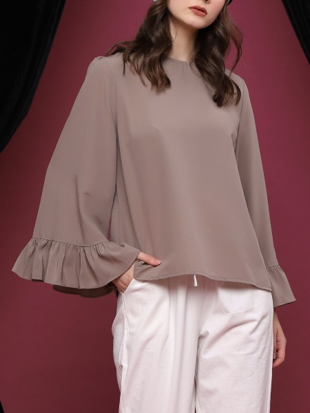 Ruffled-Long Sleeve Top