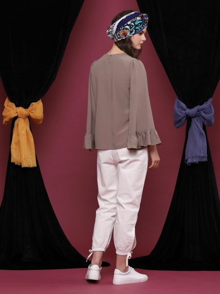 Ruffled-Long Sleeve Top