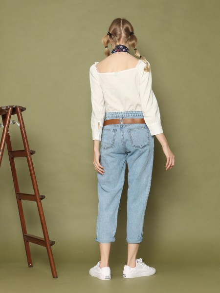 Belted High Waist Tappered Leg Jeans