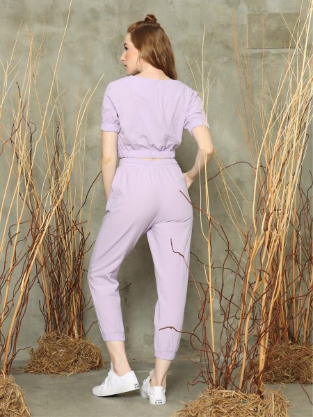 2-pieces set crop top and jogger pants